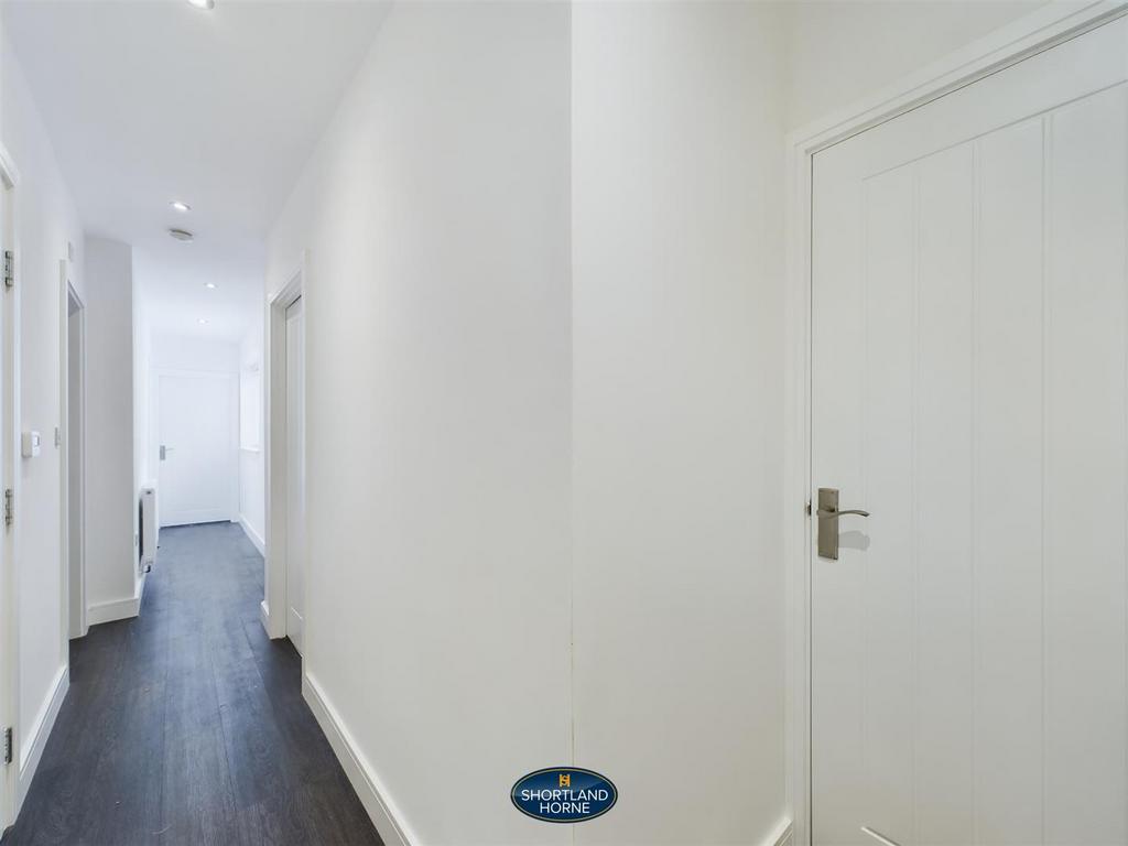 CAM01906 G0-PR0270-STILL001.jpg