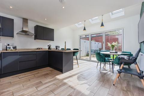 3 bedroom semi-detached house for sale, Vale Grove, Stockport, SK5