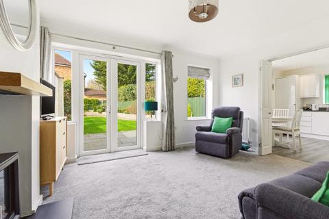 2 bedroom bungalow for sale, West Riding, St. Albans AL2