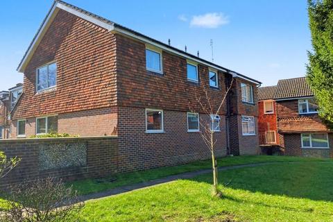 1 bedroom apartment for sale, GRIFFIN WAY, GREAT BOOKHAM, KT23