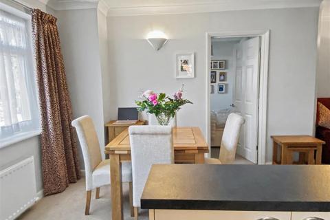 1 bedroom apartment for sale, GRIFFIN WAY, GREAT BOOKHAM, KT23