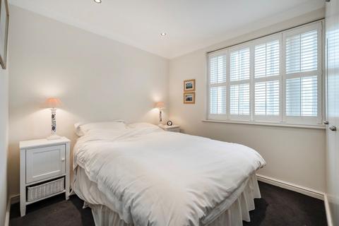 undefined, Hugh Street, London SW1V