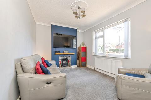 3 bedroom detached house for sale, Heaton Avenue, Earlsheaton, Dewsbury