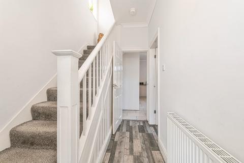 3 bedroom detached house for sale, Heaton Avenue, Earlsheaton, Dewsbury