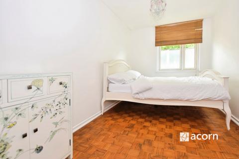 undefined, Drappers Way Bermondsey SE16