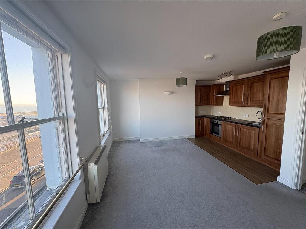 Processed-18 C52 B46-A915-4 AF9-9 D44-C2 D1 FC499 BB1.jpe