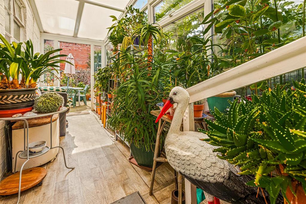 Garden room