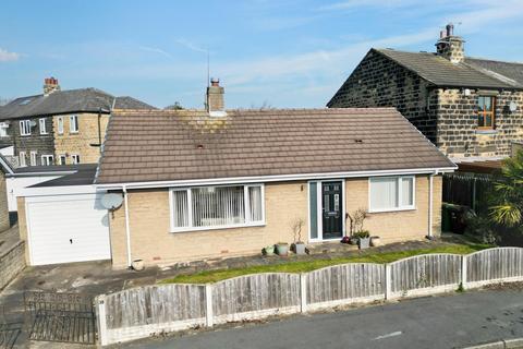 2 bedroom detached bungalow for sale, Moor Top Avenue, Pontefract WF7