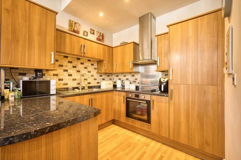 2 bedroom flat for sale, Granville Road, Broadstairs, Kent, CT10