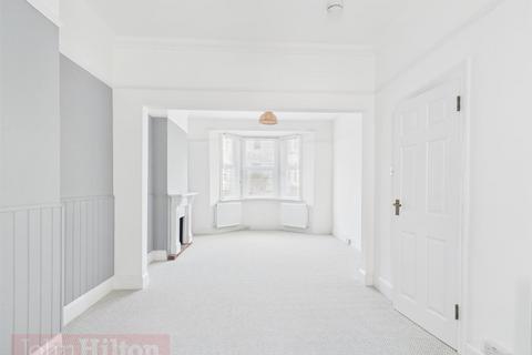 4 bedroom terraced house to rent, Queens Park Road, Brighton