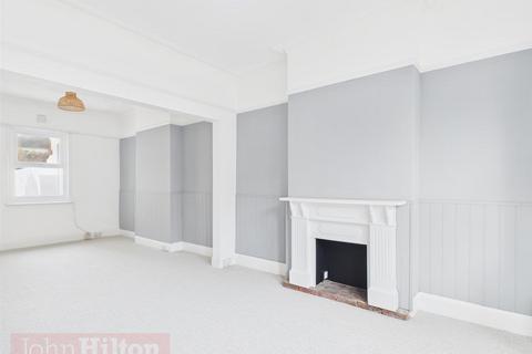 4 bedroom terraced house to rent, Queens Park Road, Brighton