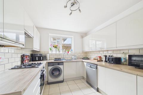 3 bedroom apartment for sale, Montague Road, Bournemouth, Dorset, BH5