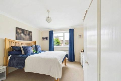 3 bedroom apartment for sale, Montague Road, Bournemouth, Dorset, BH5