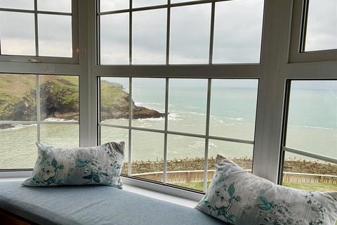 2 bedroom semi-detached house for sale, Port Isaac