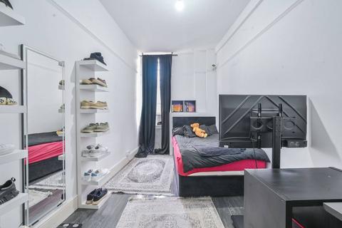 4 bedroom flat for sale, Thurloe Place, South Kensington, London, SW7
