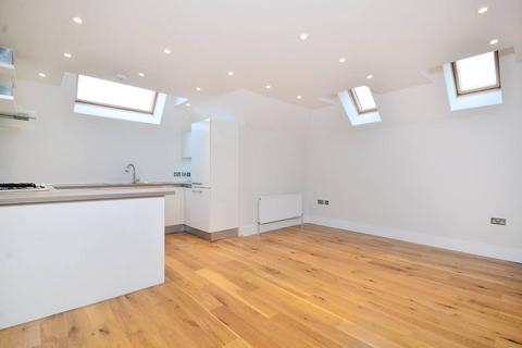 2 bedroom flat to rent, Alexandra Grove, North Finchley, London, N12