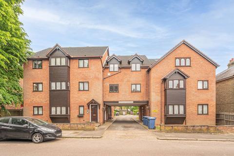 undefined, Dale Grove, N12, North Finchley, London, N12