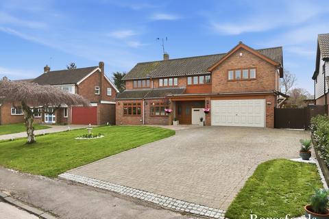 5 bedroom detached house for sale, Church Green, Roxwell, CM1