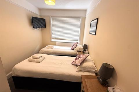 undefined, Portland Road