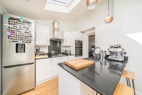 4 bedroom semi-detached house for sale, Waverley Avenue, Surbiton KT5