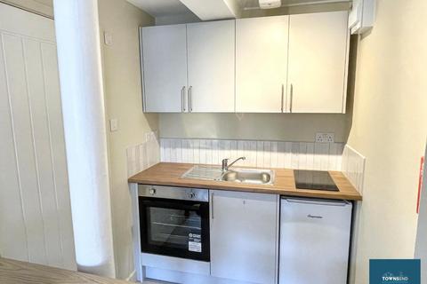 undefined, Dracaena Avenue, Falmouth