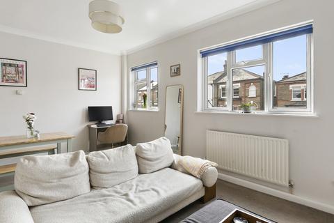 2 bedroom flat for sale, Orlando Road, LONDON, SW4