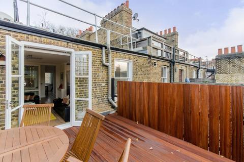 2 bedroom flat to rent, Nevern Square, Earls Court, London, SW5