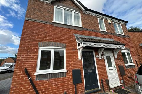 2 bedroom house to rent, Thetford Way, WALSALL