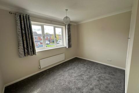 2 bedroom house to rent, Thetford Way, WALSALL