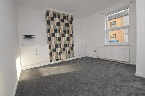 3 bedroom terraced house to rent, Loch Street, Orrell