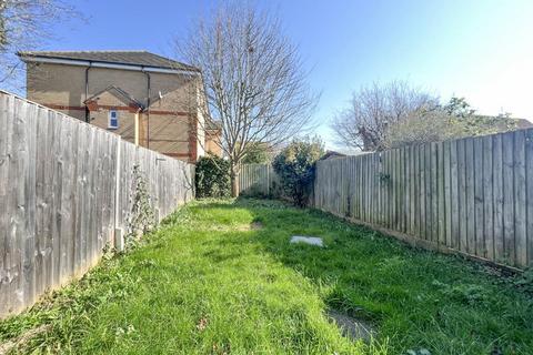 2 bedroom end of terrace house for sale, Blackthorn Close, Cambridge