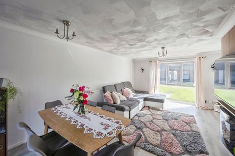undefined, Almond Avenue, Armthorpe, DONCASTER
