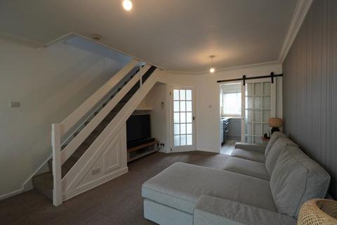 2 bedroom house to rent, Machin Close, Newport, Isle of Wight