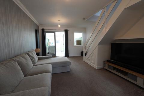 2 bedroom house to rent, Machin Close, Newport, Isle of Wight