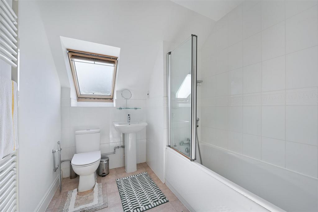 BIRCH CLOSE (13).jpg