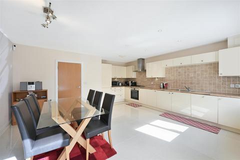 undefined, Birch Close, Banstead