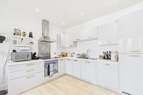 2 bedroom apartment for sale, Kings House, Browells Lane, Feltham, Middlesex, TW13