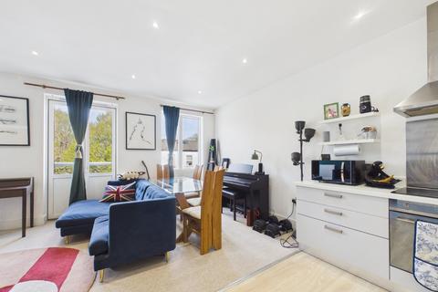 2 bedroom apartment for sale, Kings House, Browells Lane, Feltham, Middlesex, TW13