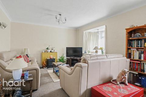 4 bedroom detached house for sale, Horton Downs, Maidstone