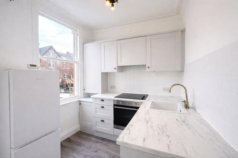 undefined, Oakwood Avenue, Leeds, LS8