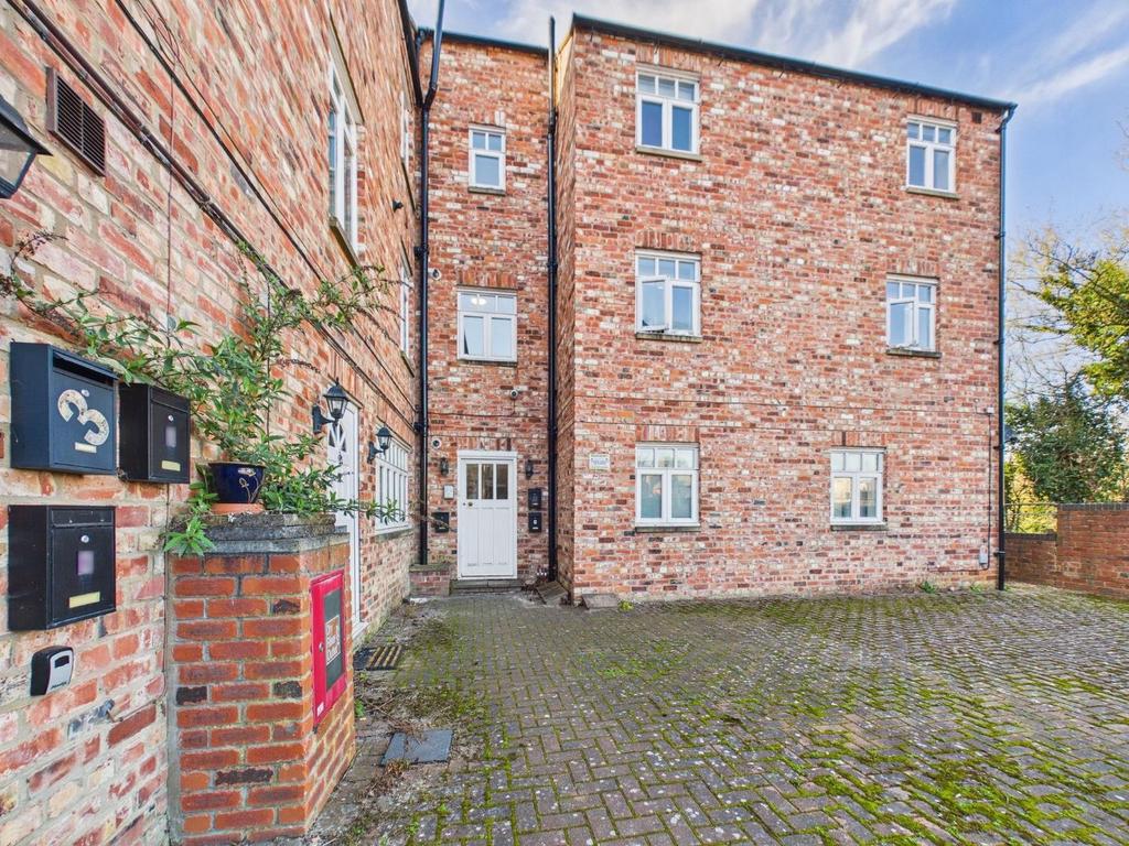 CAM04169 G0-PR0194-STILL012.jpg