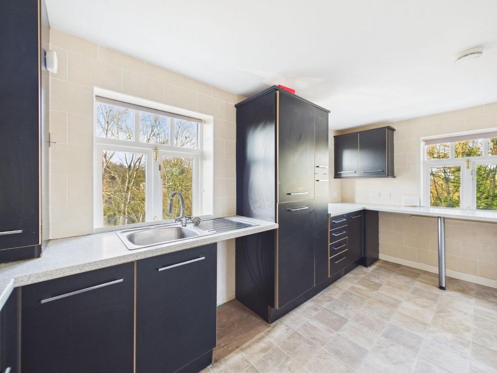 CAM04169 G0-PR0194-STILL009.jpg