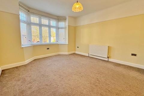 3 bedroom detached house to rent, Bournemouth