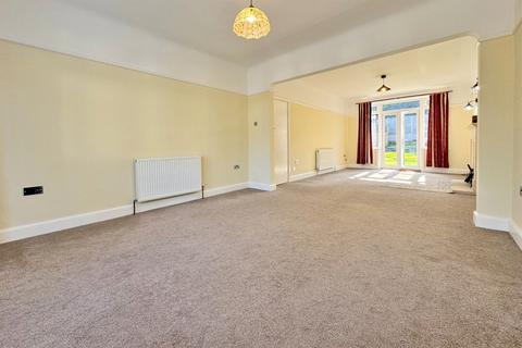 3 bedroom detached house to rent, Bournemouth