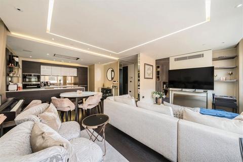 2 bedroom flat to rent, Margaret Street, London W1W