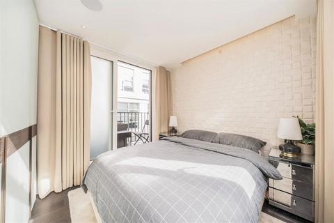 2 bedroom flat to rent, Margaret Street, London W1W