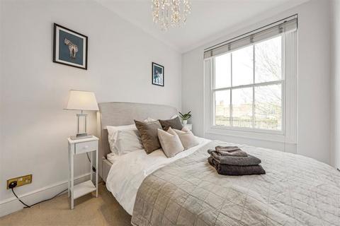 2 bedroom flat to rent, Redcliffe Gardens, London SW10