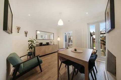 2 bedroom terraced house for sale, Guildford Road, Croydon, CR0