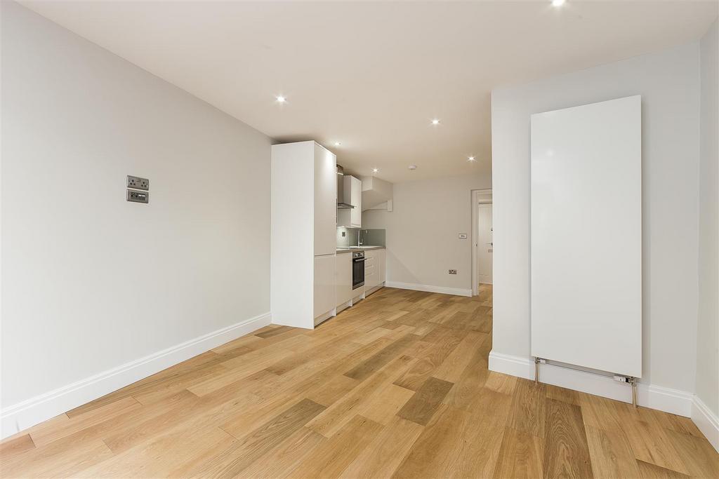 Lettings Brook Green Batoum Gardens 29 Flat 2 - Re