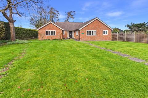 4 bedroom bungalow for sale, The Cottage, Windmill Farm, Bowstridge Lane, Chalfont St Giles, HP8
